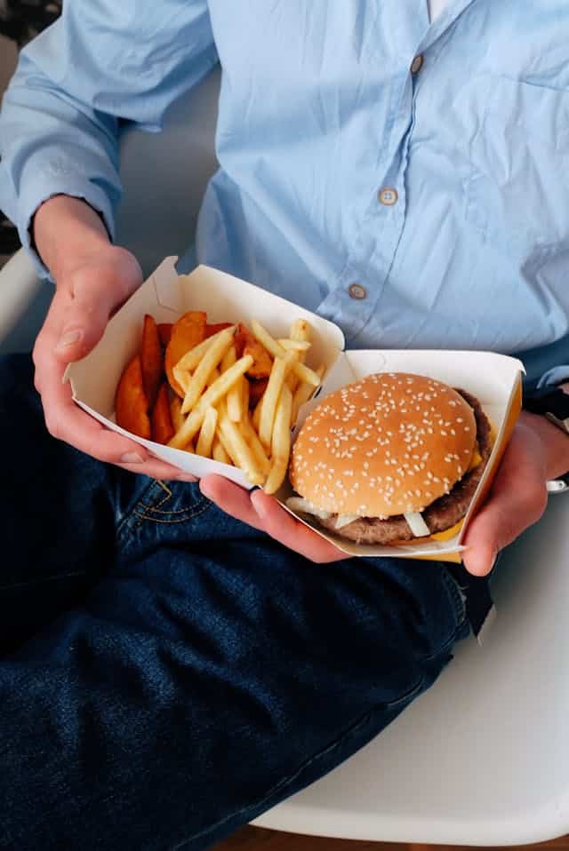 probleme acidite estomac malbouffe